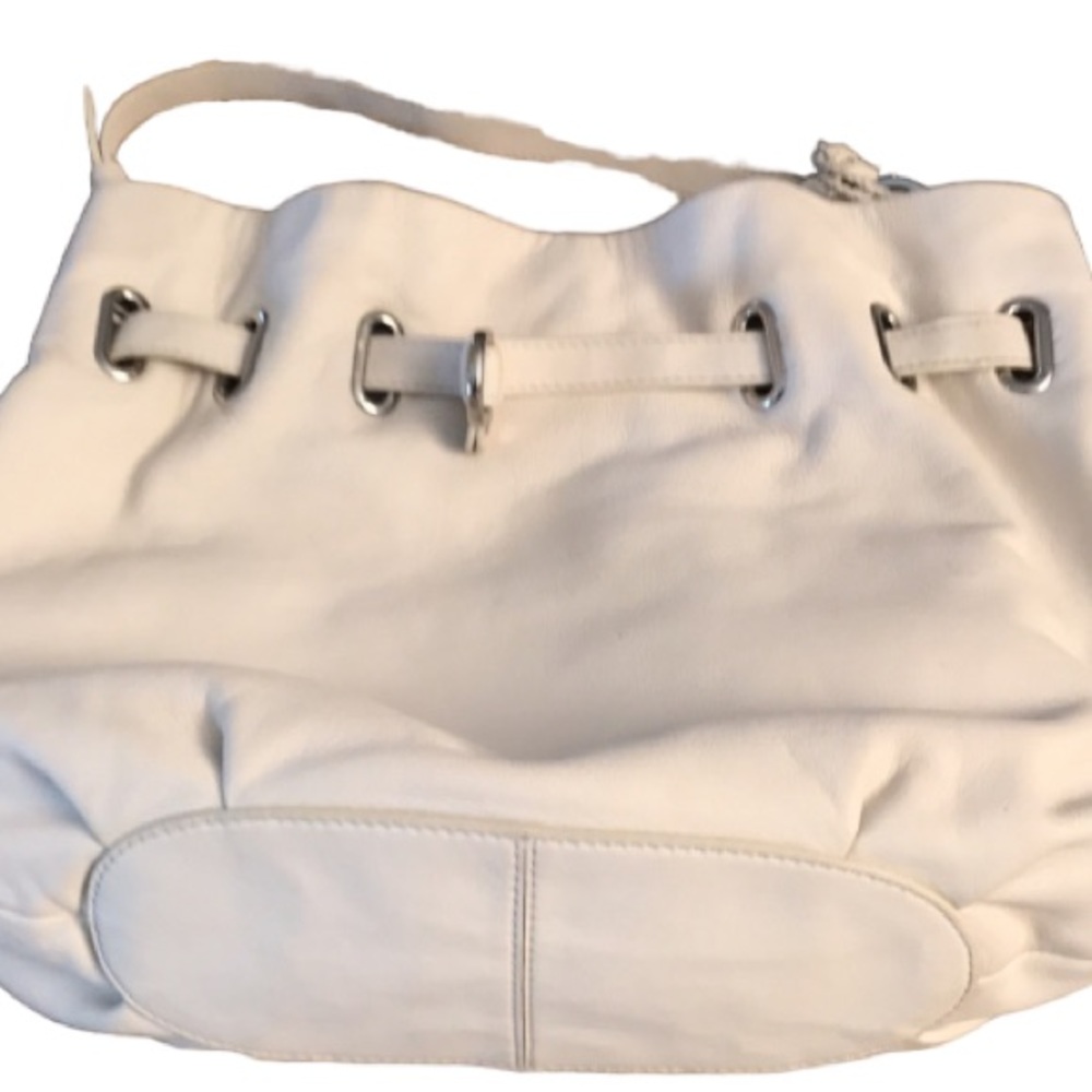 𝅺Cole Haan  white ultra soft leather bucket handbag silver hardware